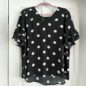 Worthington polka dot flutter sleeve blouse size XL